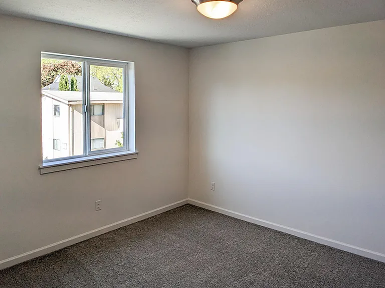 2152 Trade St SE #2152 — Photo 12