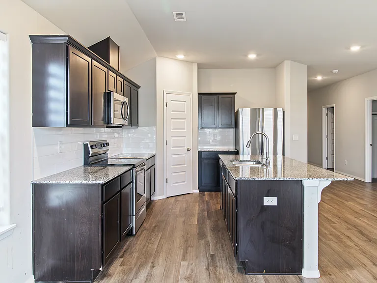 3700 S 1st Pl — Photo 13