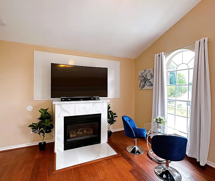 3903 Delano St — Photo 9