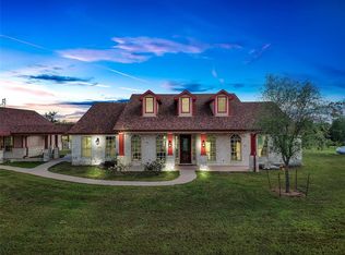 465 Hopewell Rd, Bedias, TX 77831