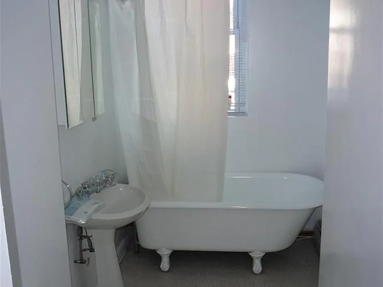 280 Brookline St #4L — Photo 14