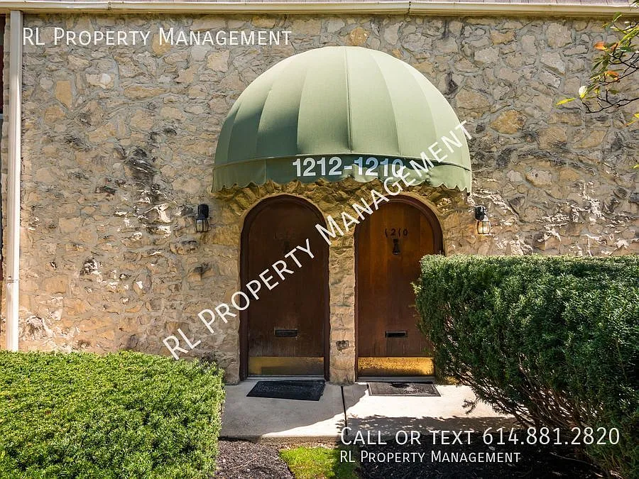 1210 Ashland Ave photo 1