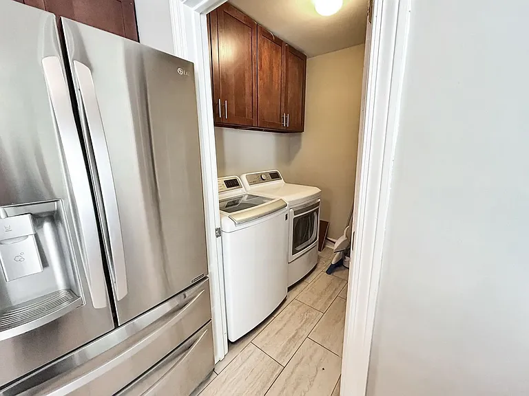 7500 Roswell Rd #11 — Photo 27
