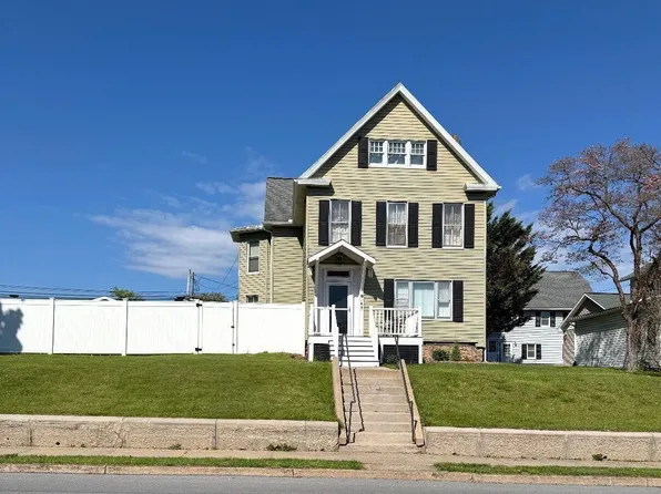 102 S Washington St, Muncy, PA 17756
