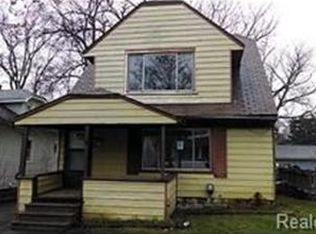 45 Putnam Ave, Pontiac, MI 48342