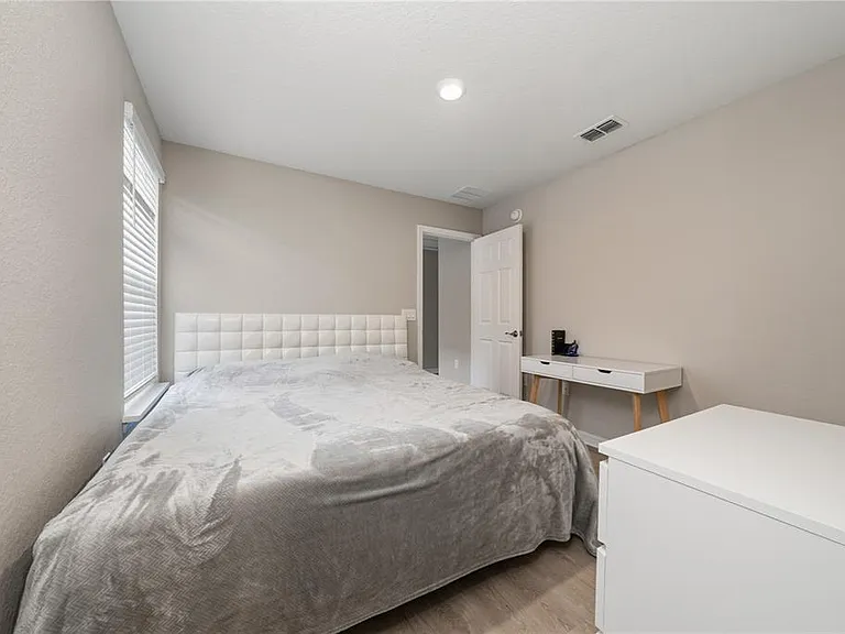 445 Silverbell Trl — Photo 30