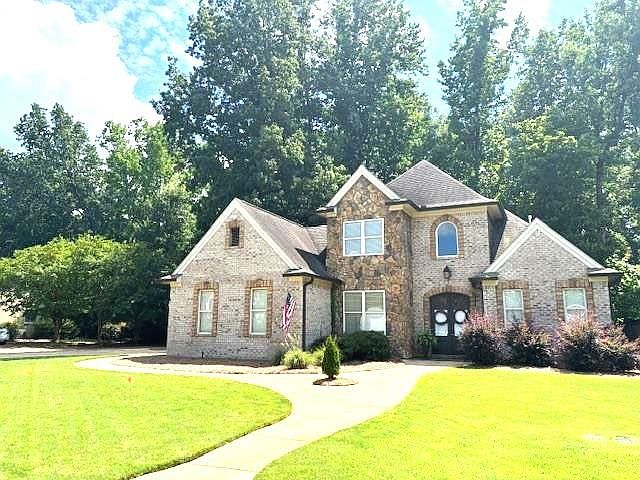 1st image of 728 Nottingham Dr