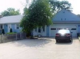 261 Curran Rd, Cumberland, RI 02864