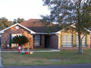 319 Valencia Dr, Luling, LA 70070