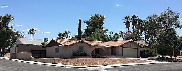 1st image of 3136 La Mesa Dr