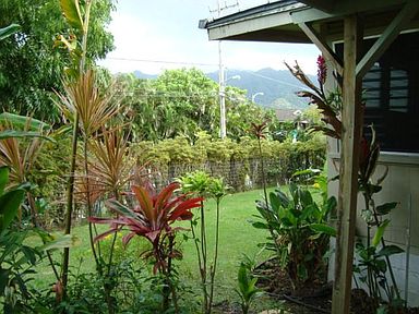 2985 Kalawao St, Honolulu, HI 96822 | Zillow