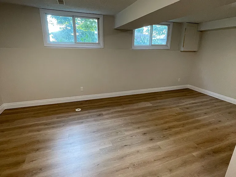 114 Bartlett St — Photo 15