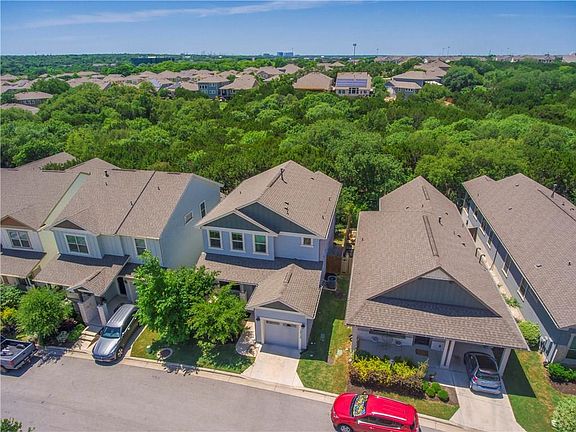 3rd image of 12112 Cottage Promenade Ct