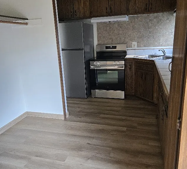 8313 Brunswick Ave N — Photo 12