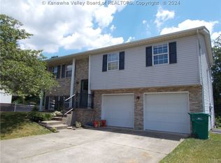 291 Linden Ln, Culloden, WV 25510