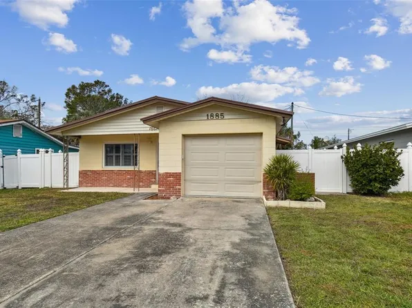 1885 Mississippi Ave NE, Saint Petersburg, FL 33703