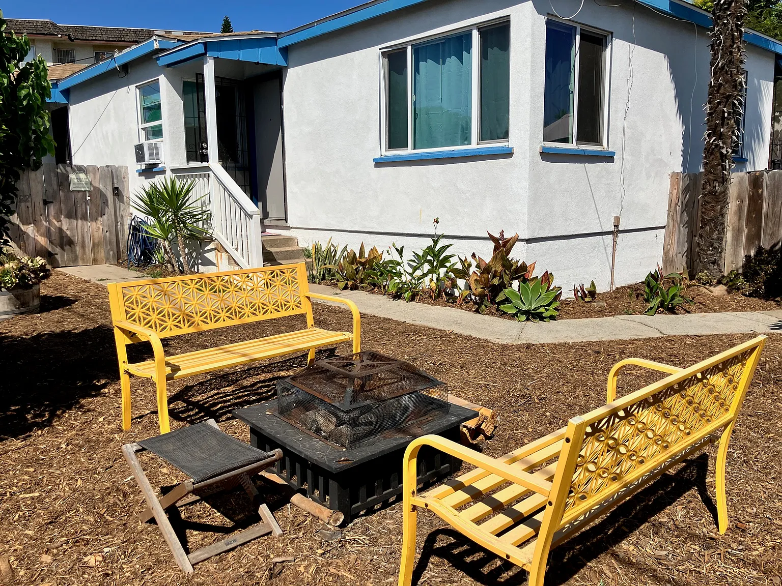 2 bed, 710 sqft, $2,750 — Photo 2