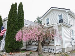 14 White St, Seneca Falls, NY 13148