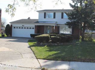 33270 Linsdale Ct, Sterling Heights, MI 48310