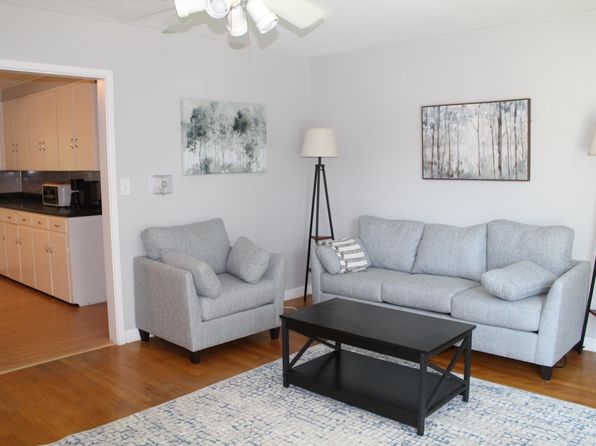 12 Brooks Ave APT 2