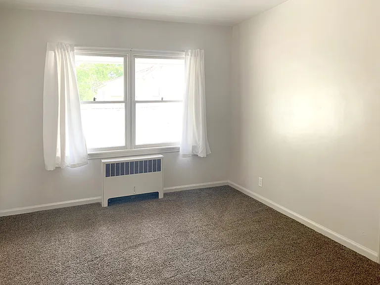 751 S University Ave #4 — Photo 9