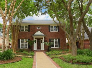 8512 Cedarbrake Dr, Houston, TX 77055