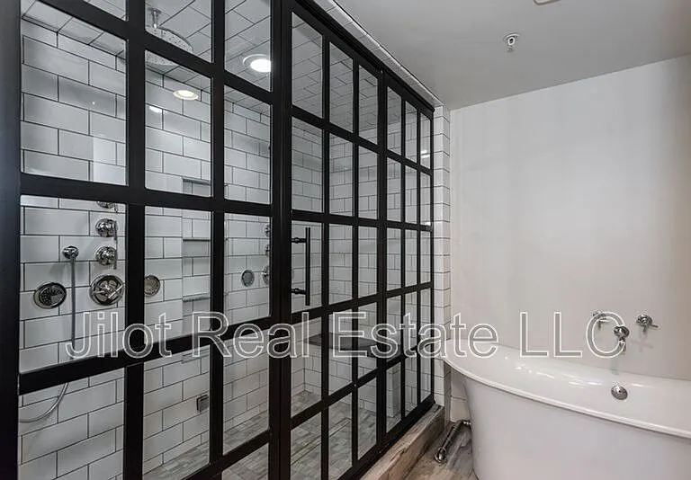 3180 Mathieson Dr NE #910 — Photo 13