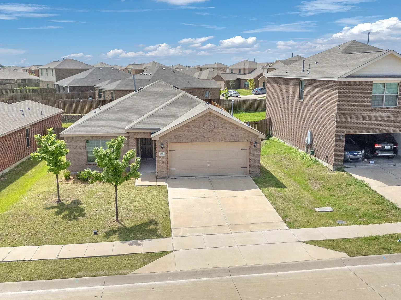 3 bed, 1224 sqft, $2,400 — Photo 1