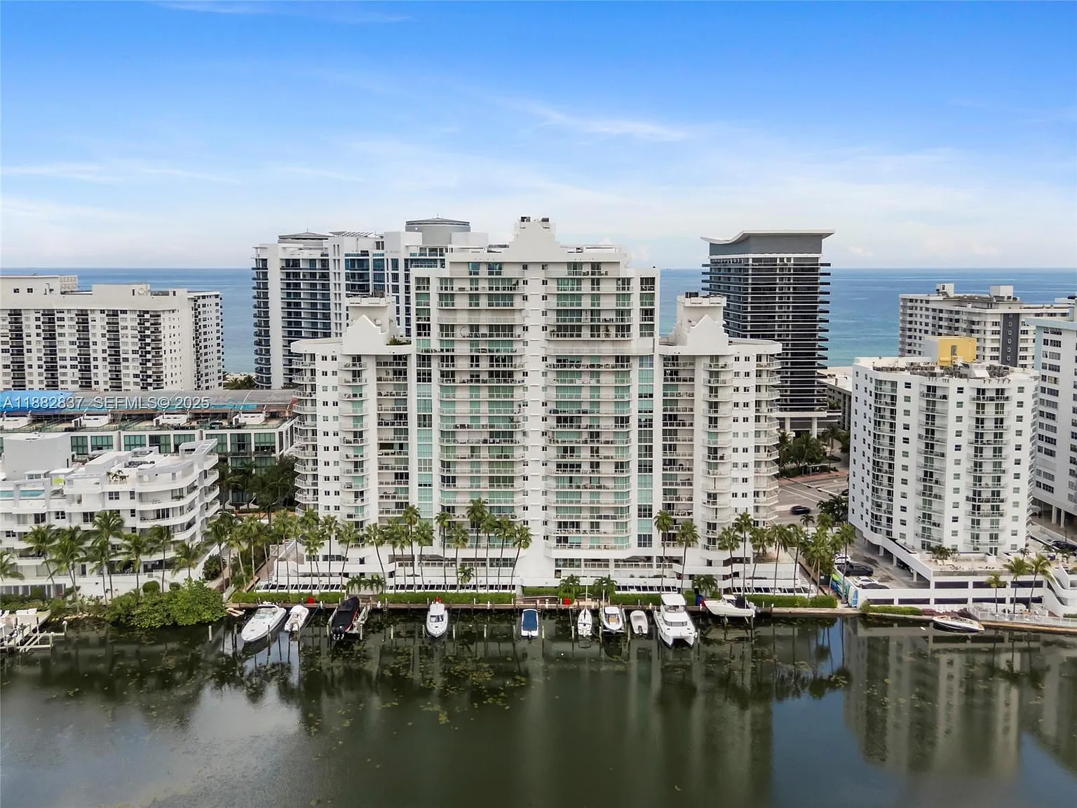 2 bed, 970 sqft, $7,000 — Photo 2