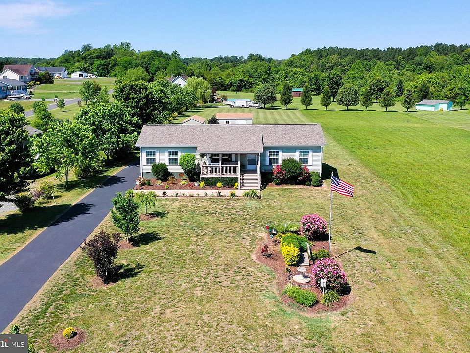1st image of 26476 Pennfields Dr