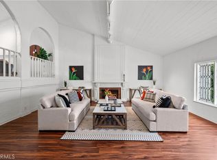 15604 Royal Oak Rd, Encino, CA 91436