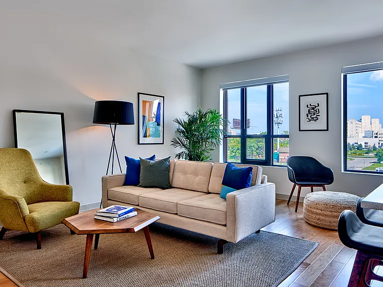 Elton Park Corktown Apartments — Photo 5