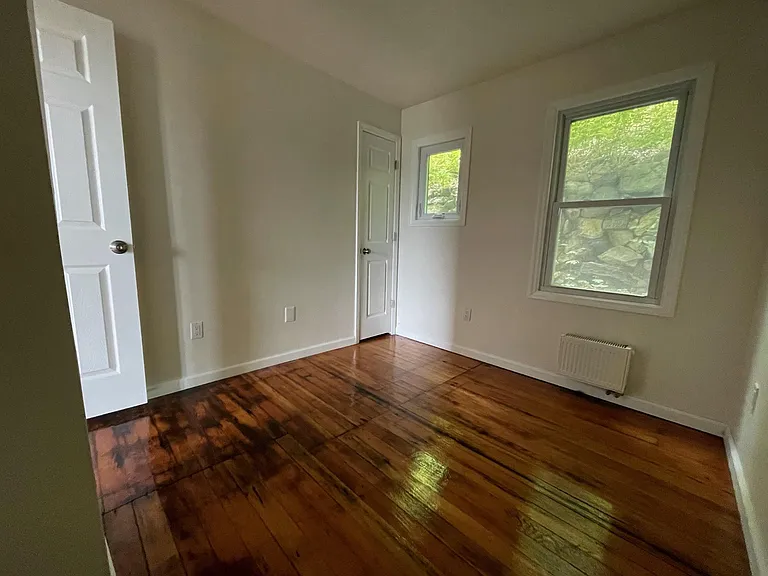 84 Mearns Ave #2-1 — Photo 3