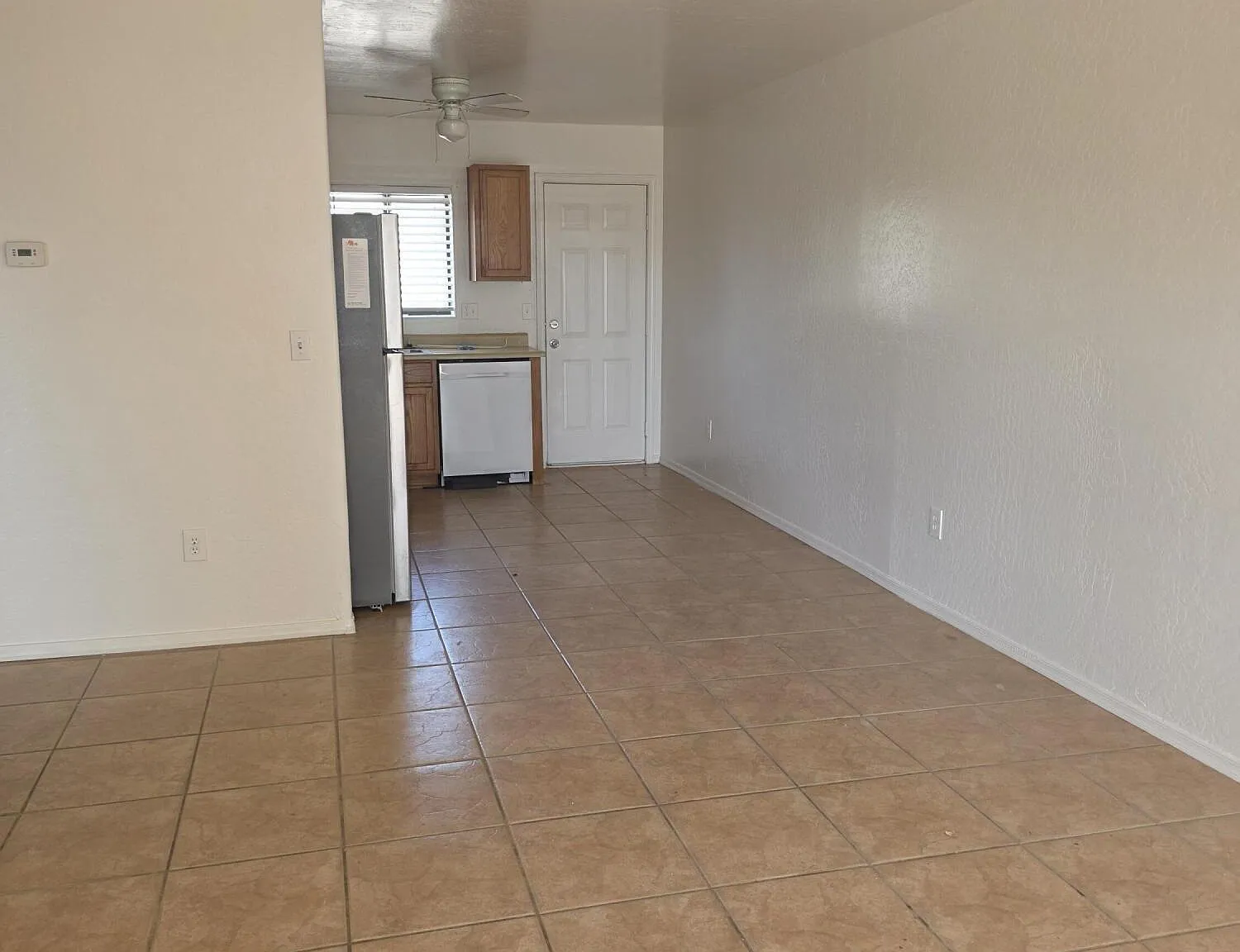 2 bed, 1.0 bath, 600 sqft, $950 — Photo 1
