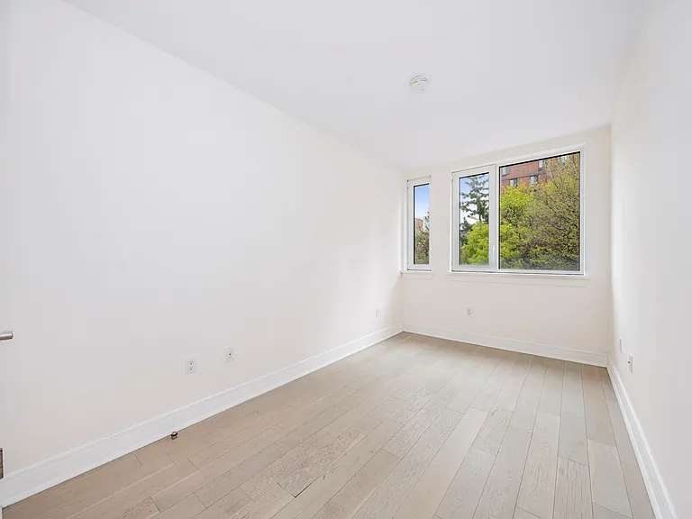 306 W 142nd St #3D — Photo 3