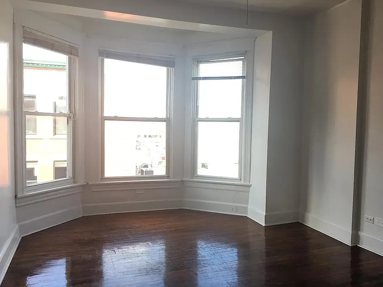 753 W Schubert Ave #3E — Photo 3