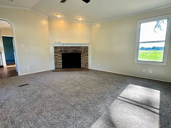 4th image of 126 Roberts Rd