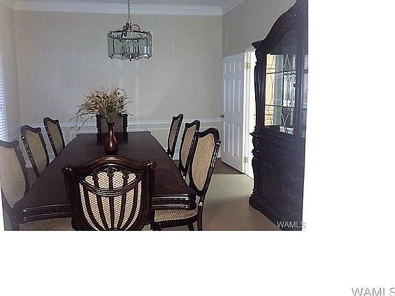 2nd image of 5928 Garden Ln