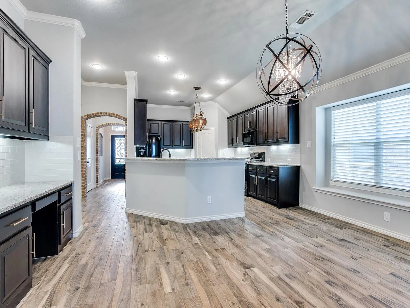 Marine Creek Ranch Beauty Stylish Updates, Flexible Living & Space to Entertain! — Photo 4