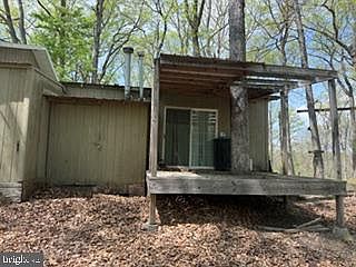 2nd image of Easter Ridge Ln