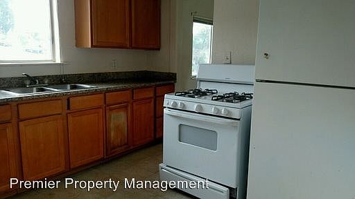 2nd image of 642 Pennsylvania St