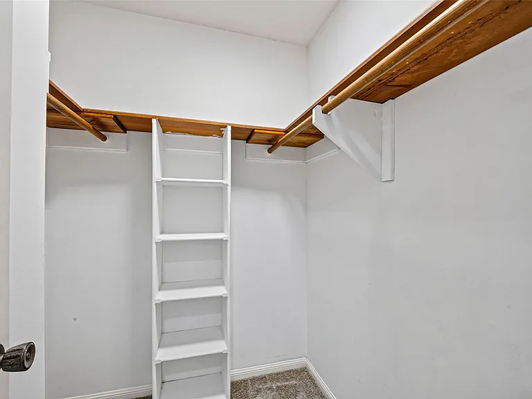 3910 Chile Dr — Photo 38