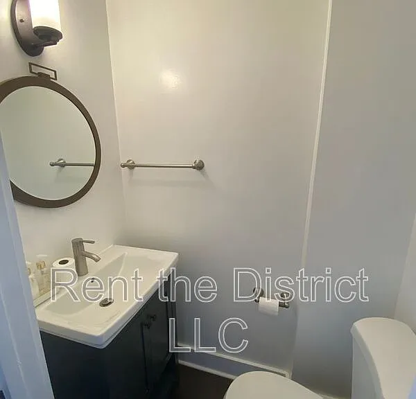 1515 Neal St NE — Photo 15