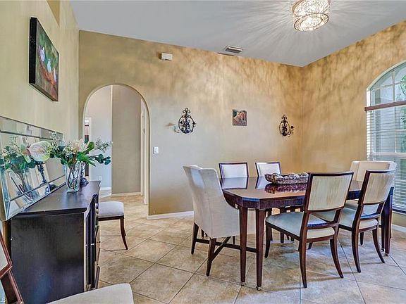 3rd image of 8504 Laurel Lakes Blvd