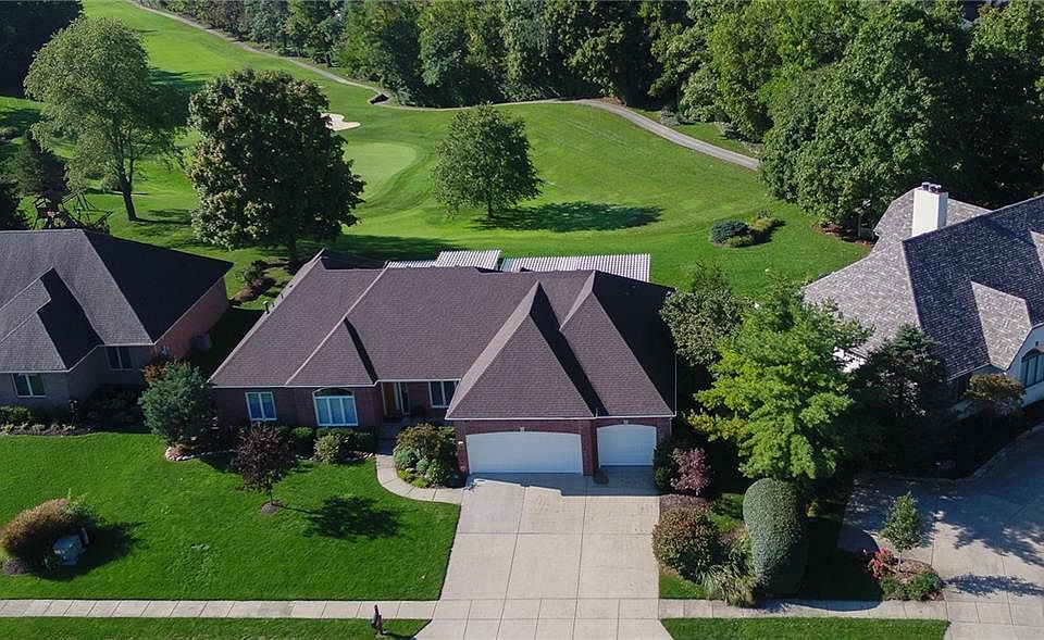 1st image of 7438 Royal Oakland Dr