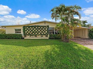 528 Captains Rd, North Palm Beach, FL 33408