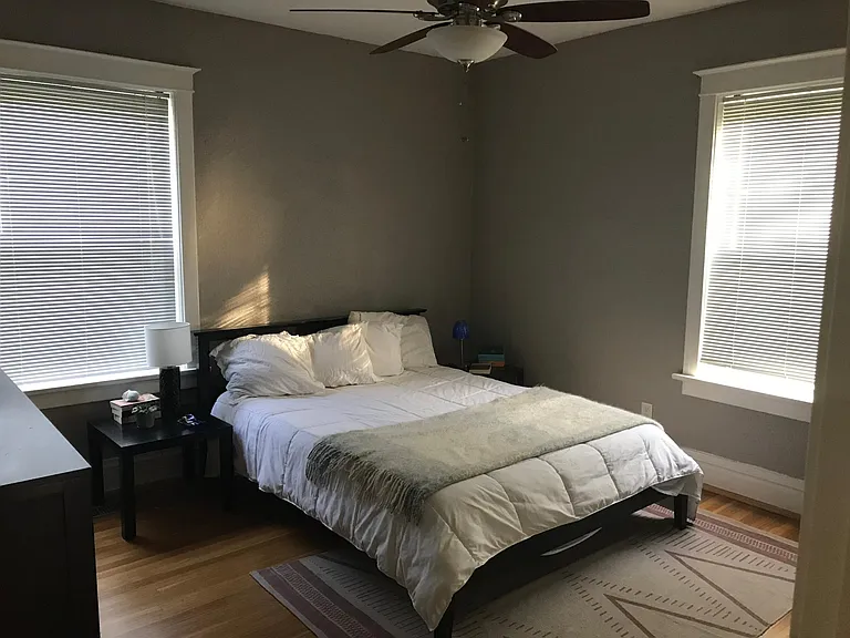2130 Maury Ave — Photo 10