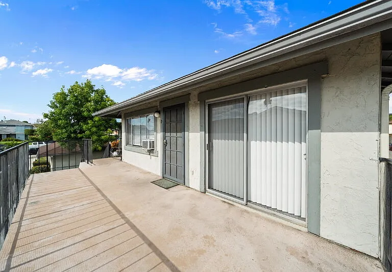 1223 Monique Ct #D — Photo 1