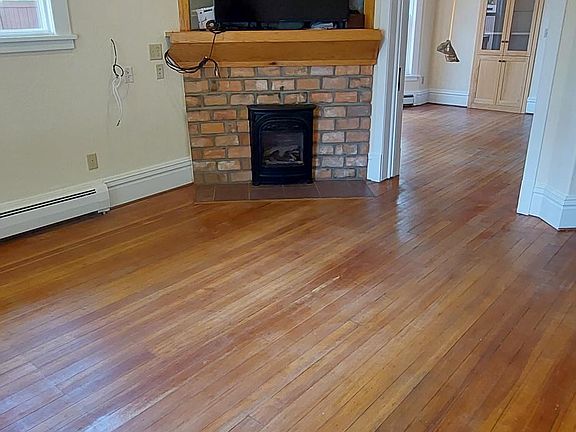 4th image of 520 S 9th St
