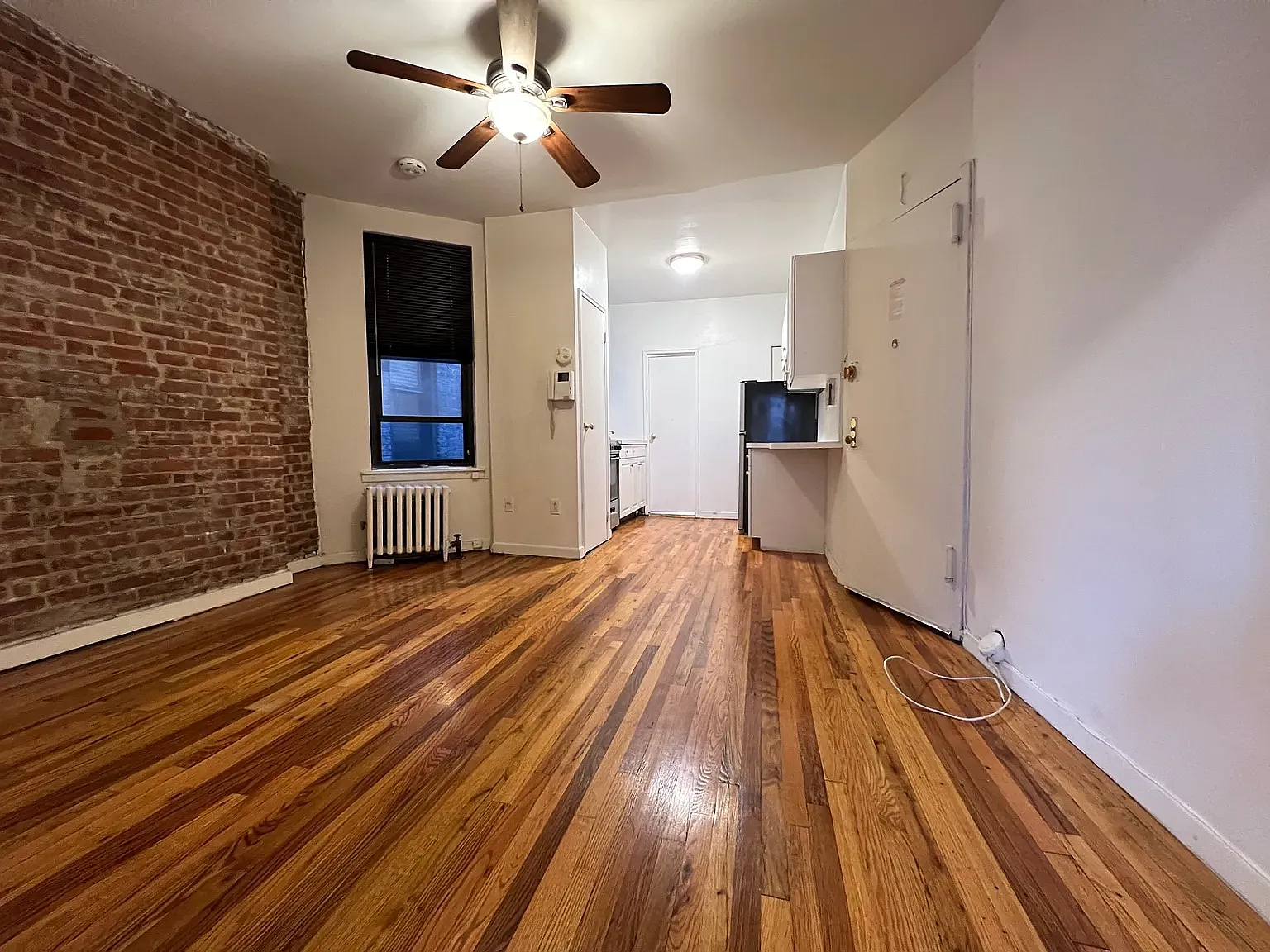 244 East 77th Street — Photo 3